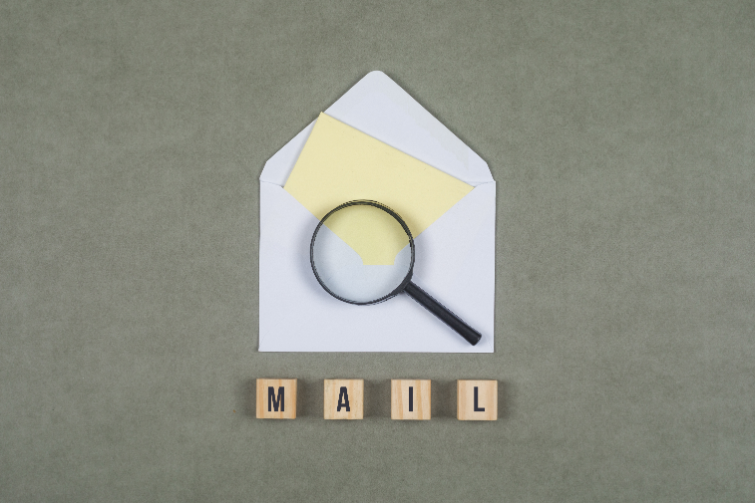 How to Find Someone's Email: Guide for Recruiters